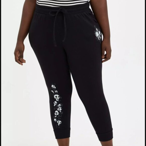 Torrid Warner Bros. Corpse Bride Jogger - French Terry Skulls Black - Picture 1 of 13